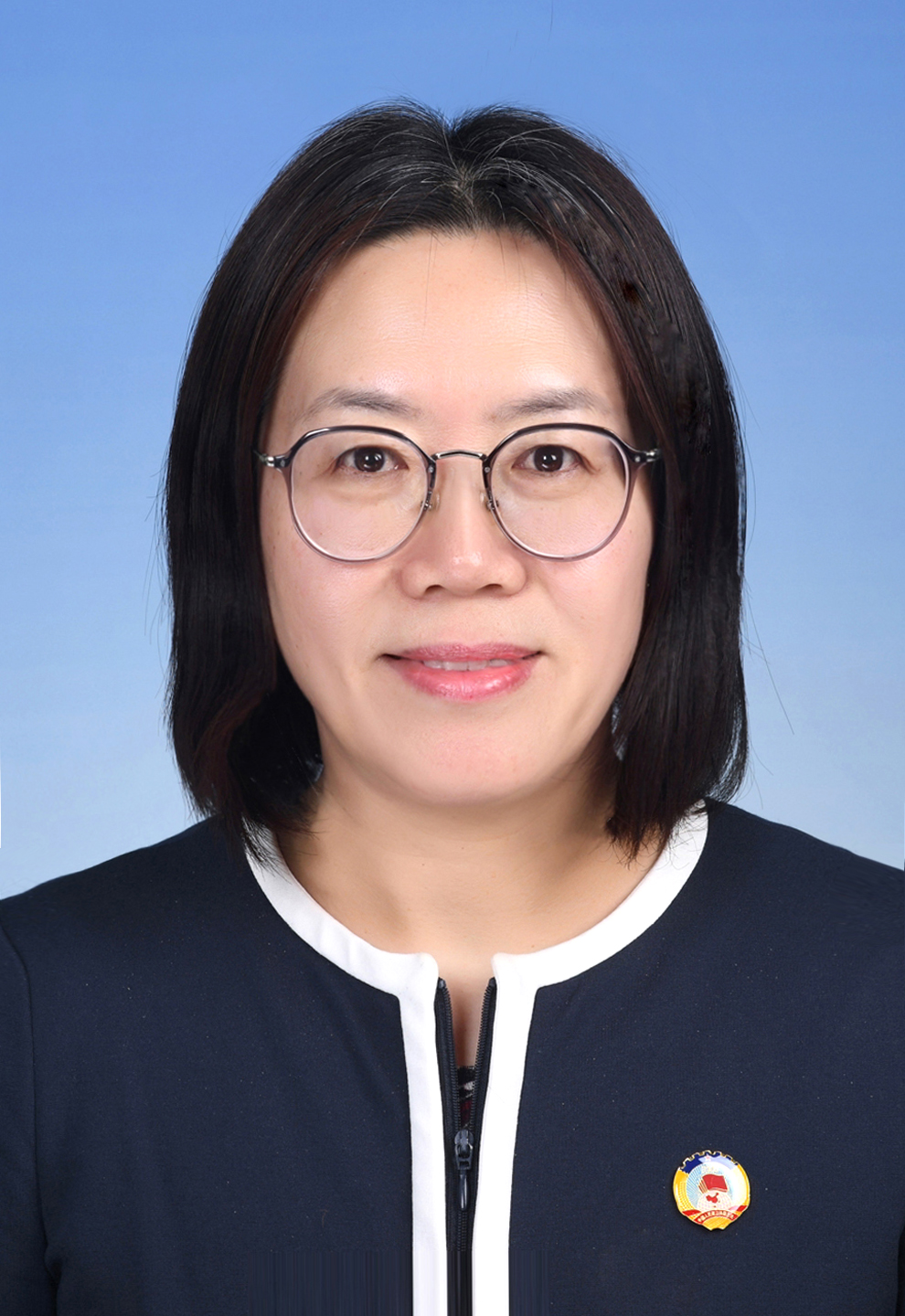 苏  丽
